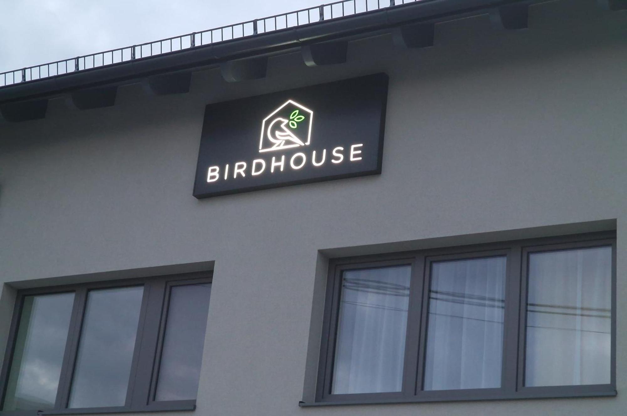 Bird House 호텔 프레쇼브 외부 사진